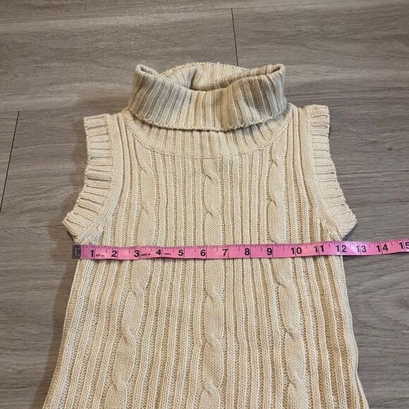 Blue Heart kid's tan knit sleeveless pullover sweater size small - Picture 5 of 6